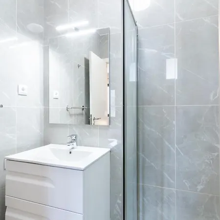 Pearl * Santana (Madeira)