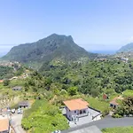 Pearl * Santana (Madeira)