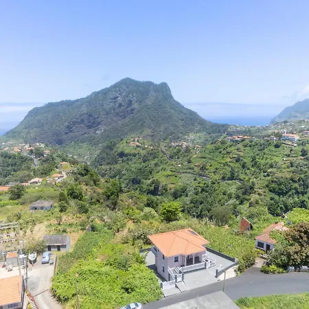 Pearl * Santana (Madeira)