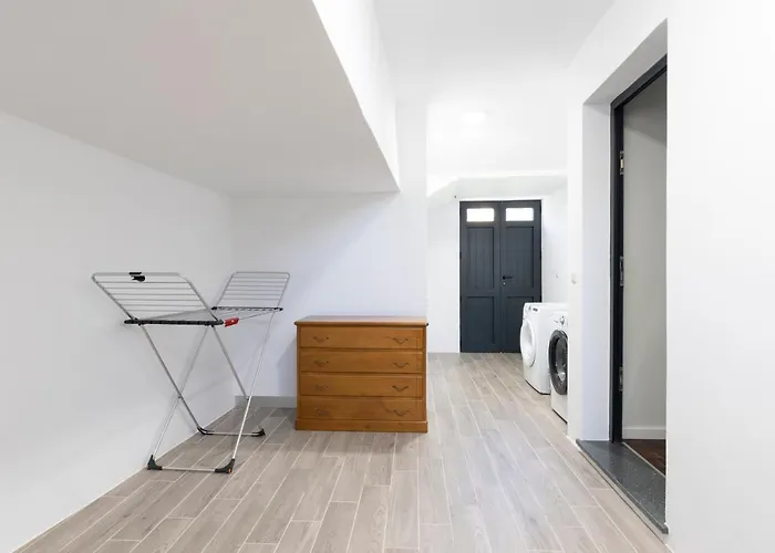 Pearl * Santana (Madeira)